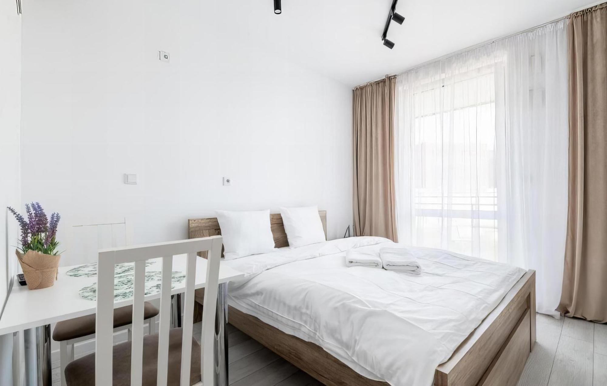 Mlambert - Aparthotel Варшава Экстерьер фото